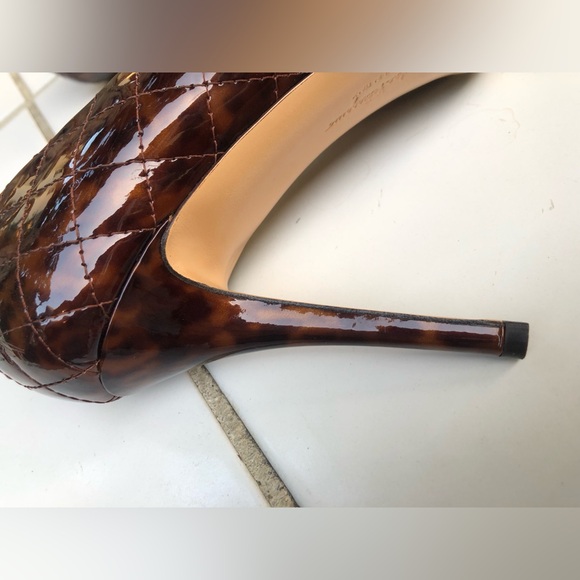 Ferragamo Size 9.5/9 B Vara Bow Pumps Animal Print Patent Leather Heels Peep Toe - Picture 6 of 15